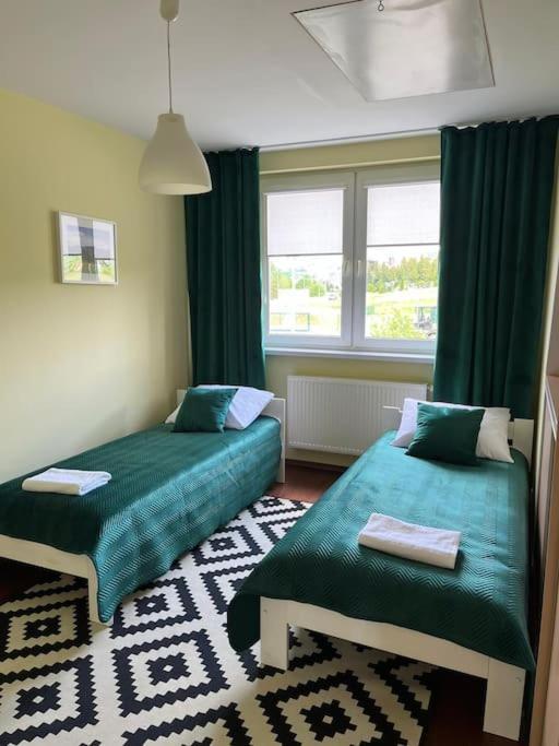 Apartament Hemingwaya Jelenia Gora Bagian luar foto